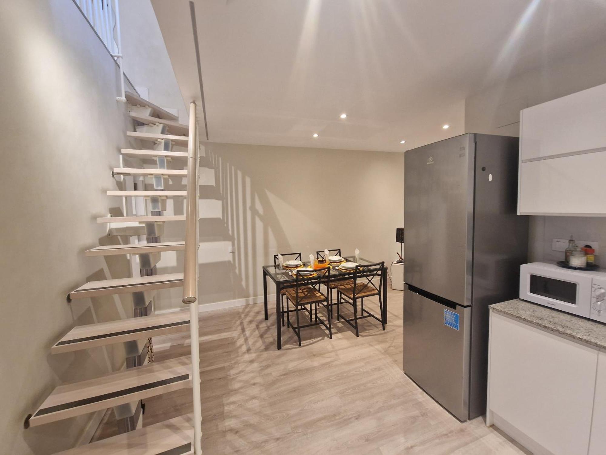 Barcelona Duplex De 3 Habitaciones 略夫雷加特河畔奥斯皮塔莱特 外观 照片
